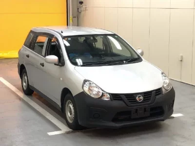 Nissan AD