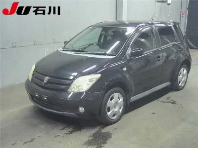 Toyota IST