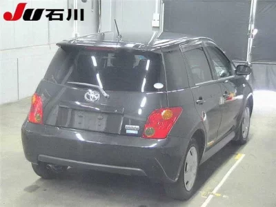 Toyota IST