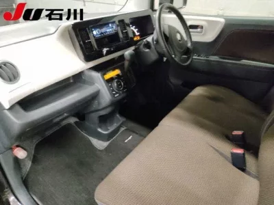 Suzuki MRWAGON