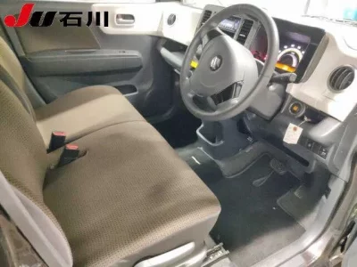 Suzuki MRWAGON