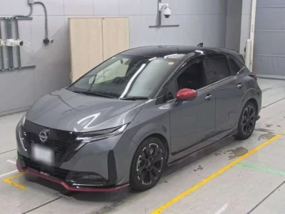 Nissan AURA