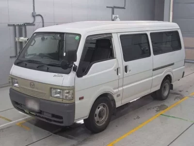 Mazda BONGO BRAWNY VAN