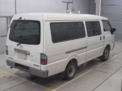 Mazda BONGO BRAWNY VAN