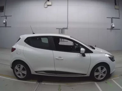 Renault LUTECIA