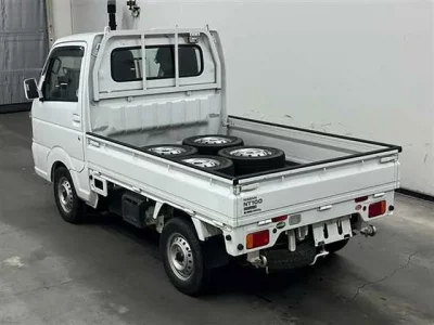 Nissan CLIPPER TRUCK