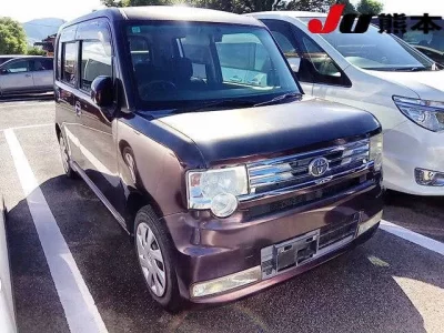 Toyota PIXIS SPACE