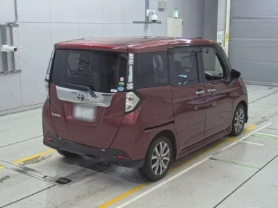 Toyota TANK