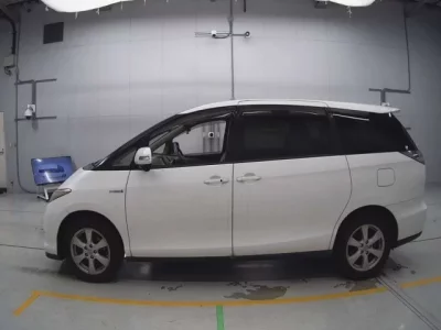 Toyota ESTIMA HYBRID