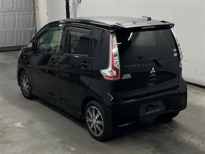 Mitsubishi EK CUSTOM