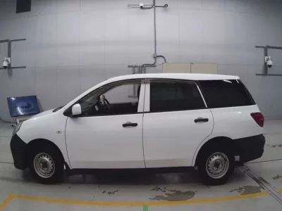 Nissan AD