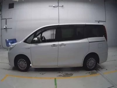 Toyota ESQUIRE