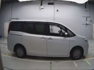 Toyota ESQUIRE