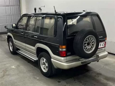 Isuzu BIGHORN