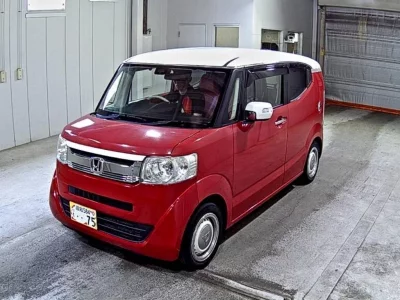 Honda N BOX SLASH
