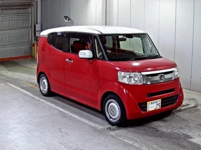 Honda N BOX SLASH