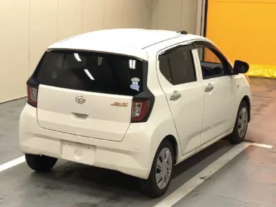 Daihatsu MIRA E S