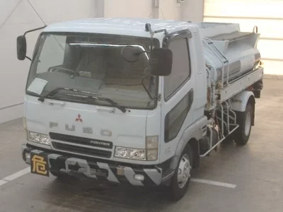 Mitsubishi FUSO FIGHTER