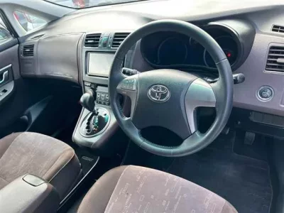 Toyota MARK X ZIO