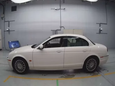 Jaguar S TYPE