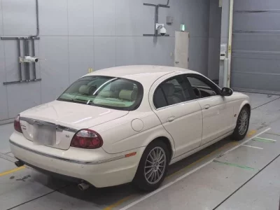 Jaguar S TYPE