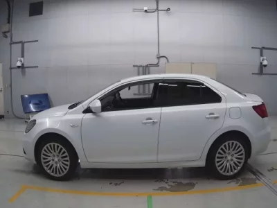 Suzuki KIZASHI