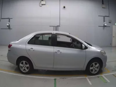 Toyota BELTA