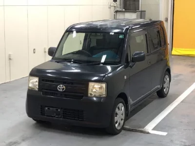 Toyota PIXIS SPACE