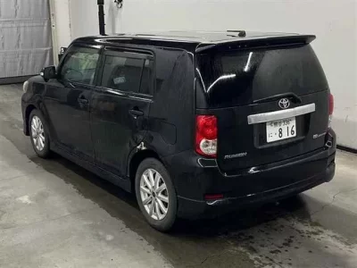 Toyota COROLLA RUMION