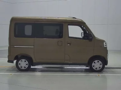 Daihatsu ATRAI VAN