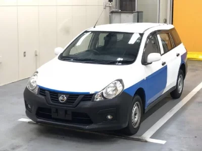 Nissan AD
