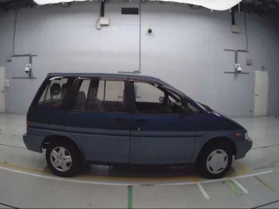 Nissan PRAIRIE