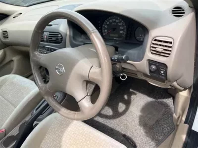 Nissan SUNNY