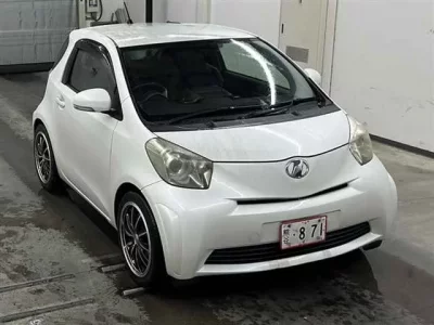 Toyota IQ