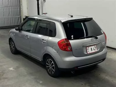Mazda VERISA