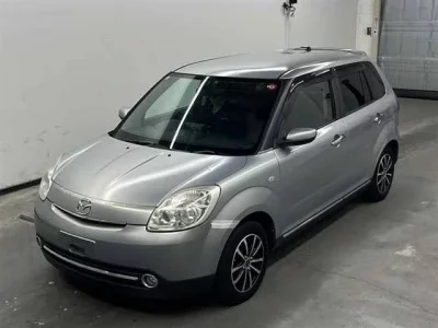Mazda VERISA