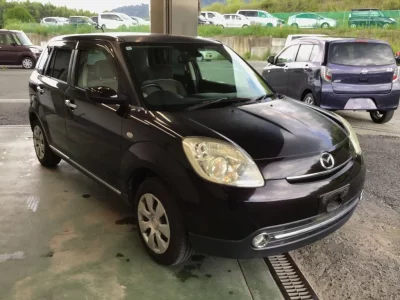 Mazda VERISA