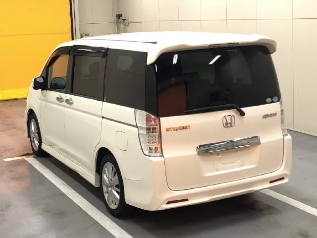 Honda STEP WAGON