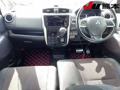 Mitsubishi EK CUSTOM