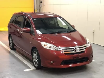 Nissan LAFESTA