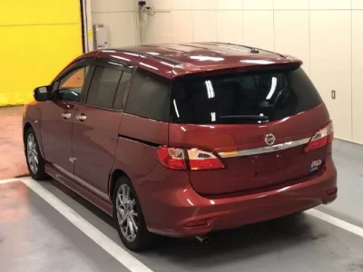Nissan LAFESTA