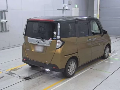 Toyota TANK