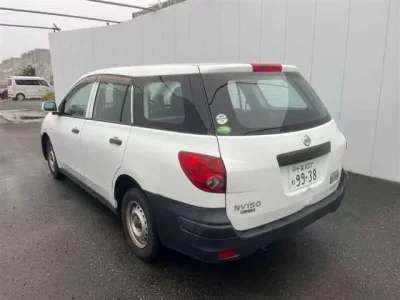 Nissan AD