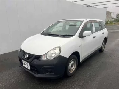 Nissan AD