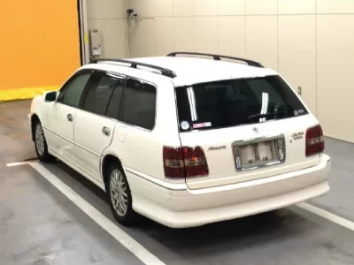 Toyota CROWN ESTATE