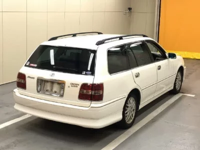 Toyota CROWN ESTATE