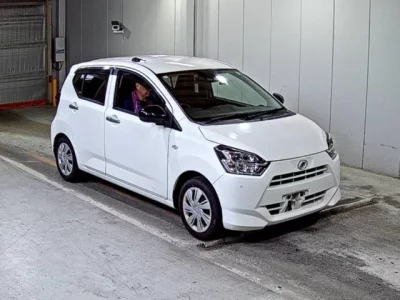 Daihatsu MIRA E S