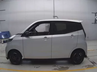 Nissan SAKURA