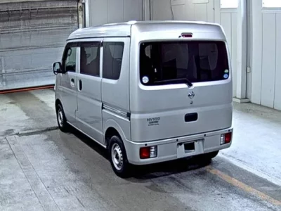 Nissan CLIPPER VAN