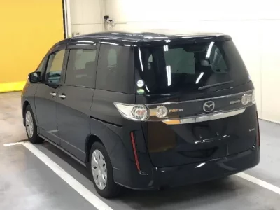 Mazda BIANTE